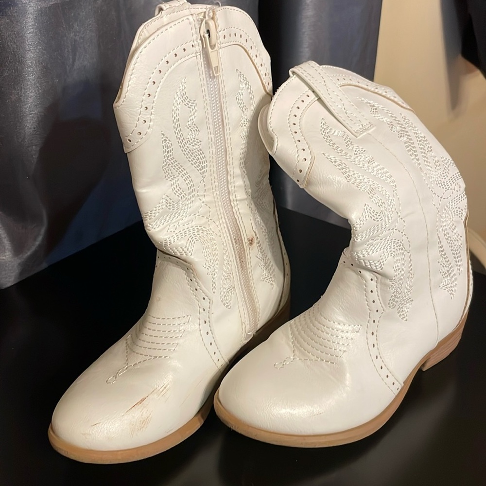 Little girls white cowboy boots.